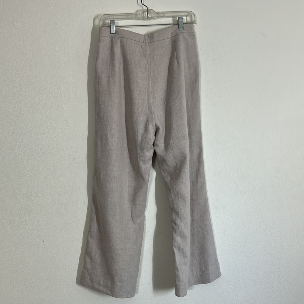 Mod Ref Linen Capri Pants - Picture 2 of 16